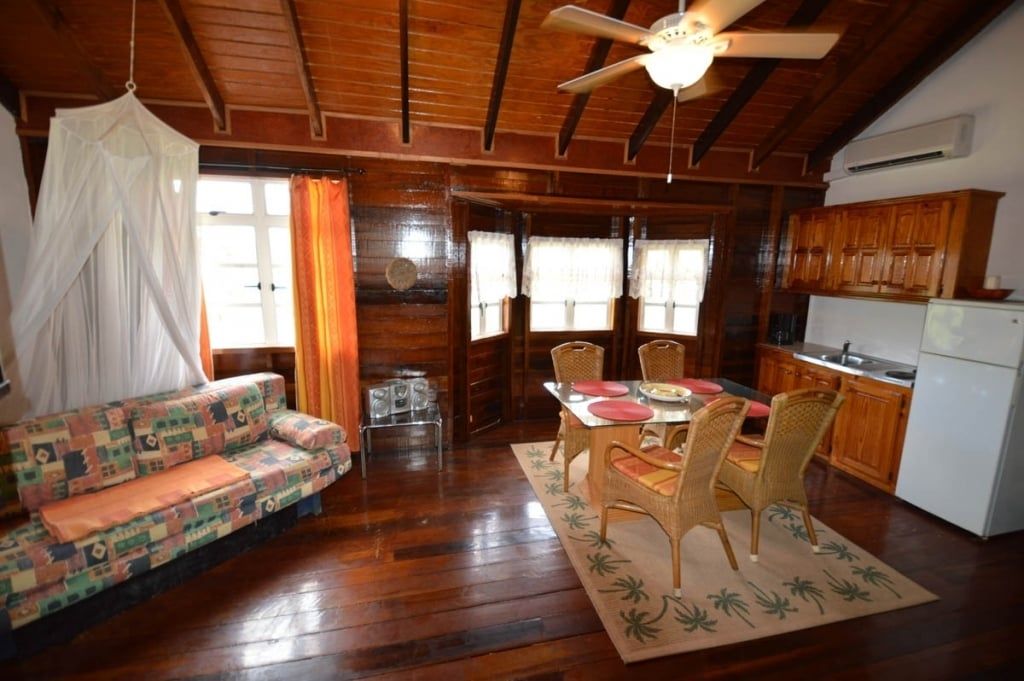 Property photo 1 of 5