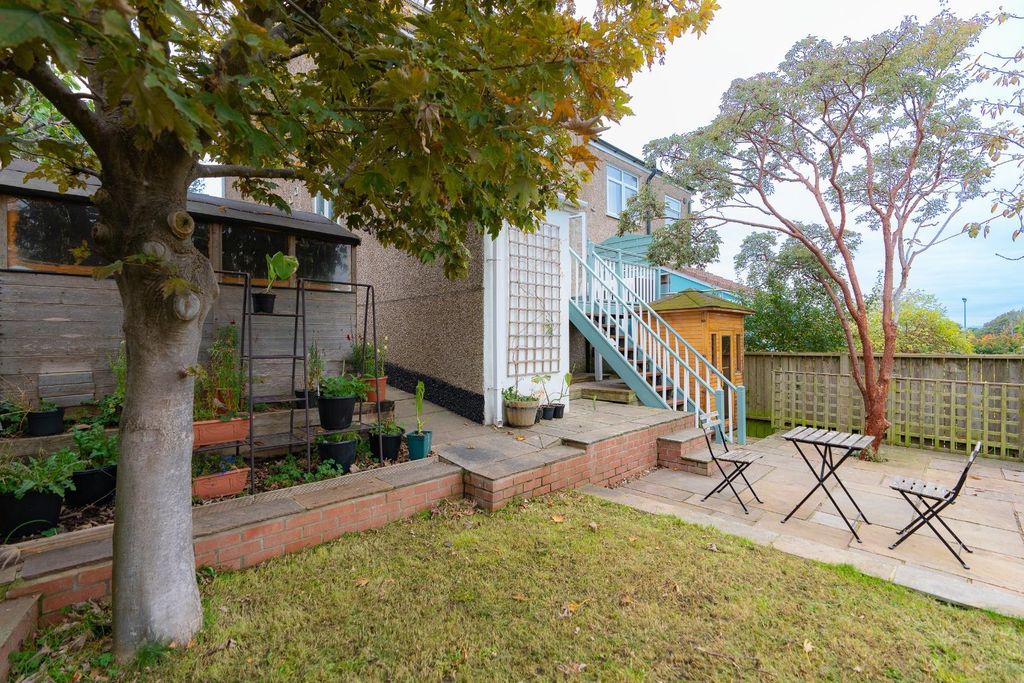 Property photo 3 of 18 Olh09791.Jpg