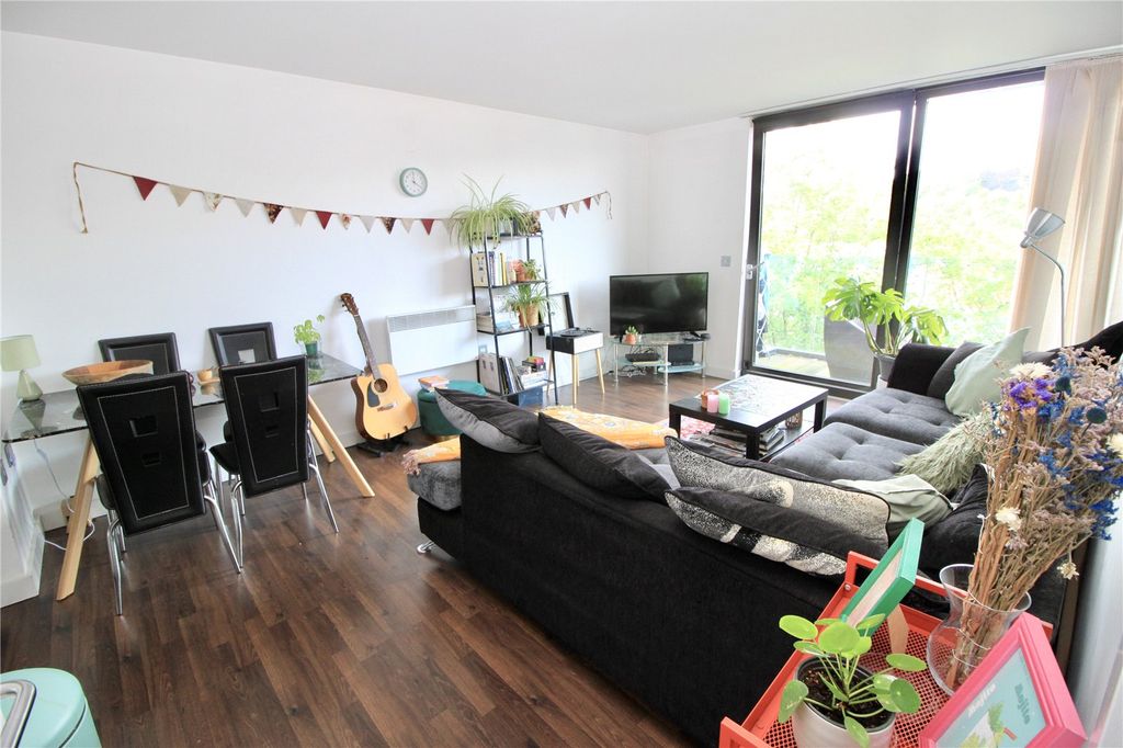 Property photo 1 of 11 Picture No. 09