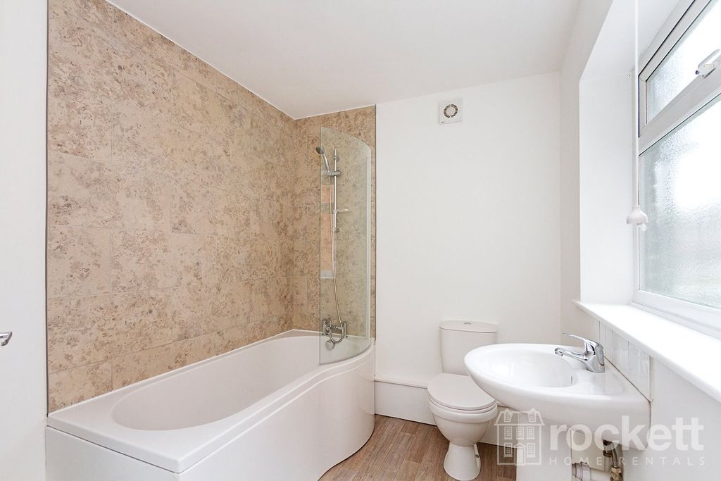 Property photo 2 of 25 Picture No. 06