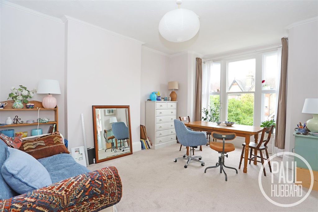 Property photo 2 of 22 Flat 2