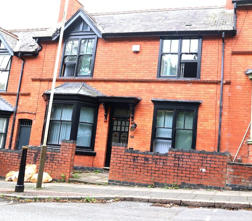 Property photo 1 of 28