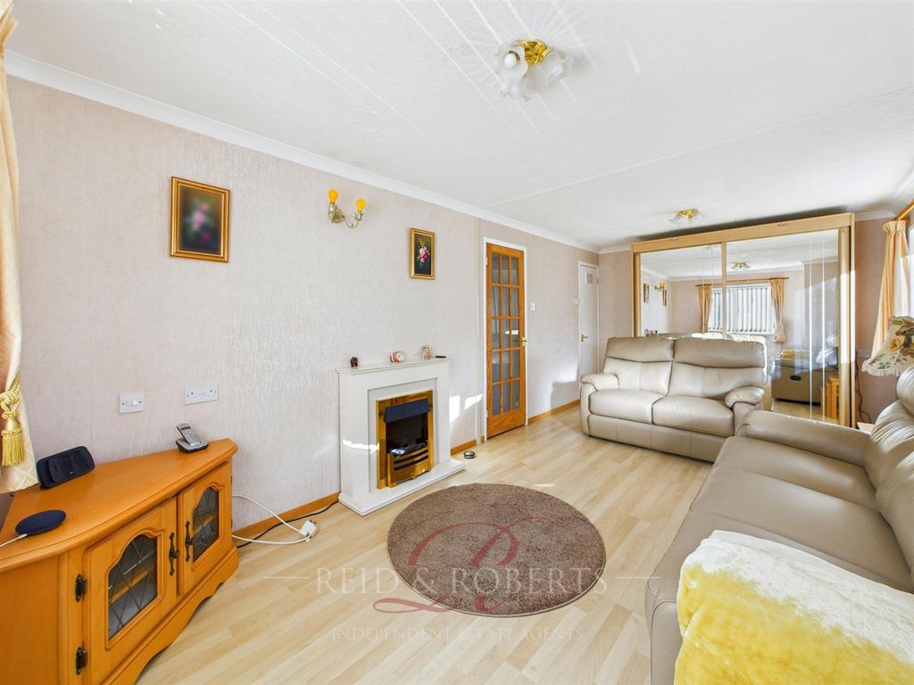 Property photo 2 of 20 Cam03999G0-Pr0197-Still001.Jpg