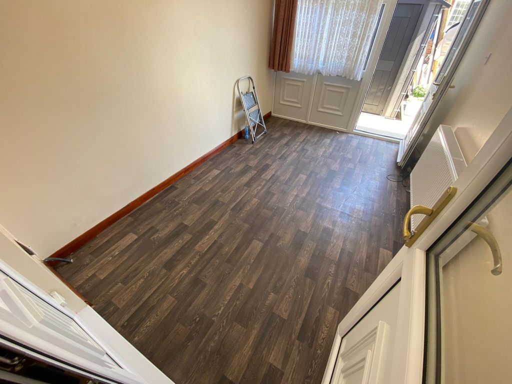 Property photo 2 of 5 Lounge Area