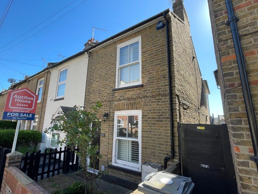 Property photo 2 of 26