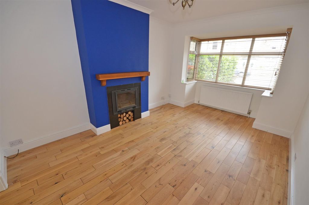 Property photo 2 of 32 01A.Jpg