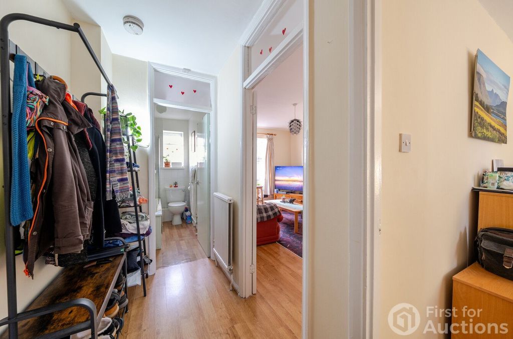 Property photo 2 of 8 Picture No. 03