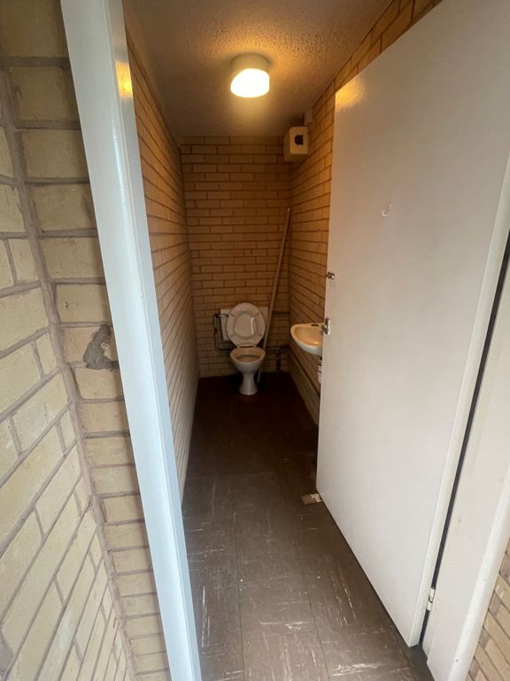 Property photo 3 of 3