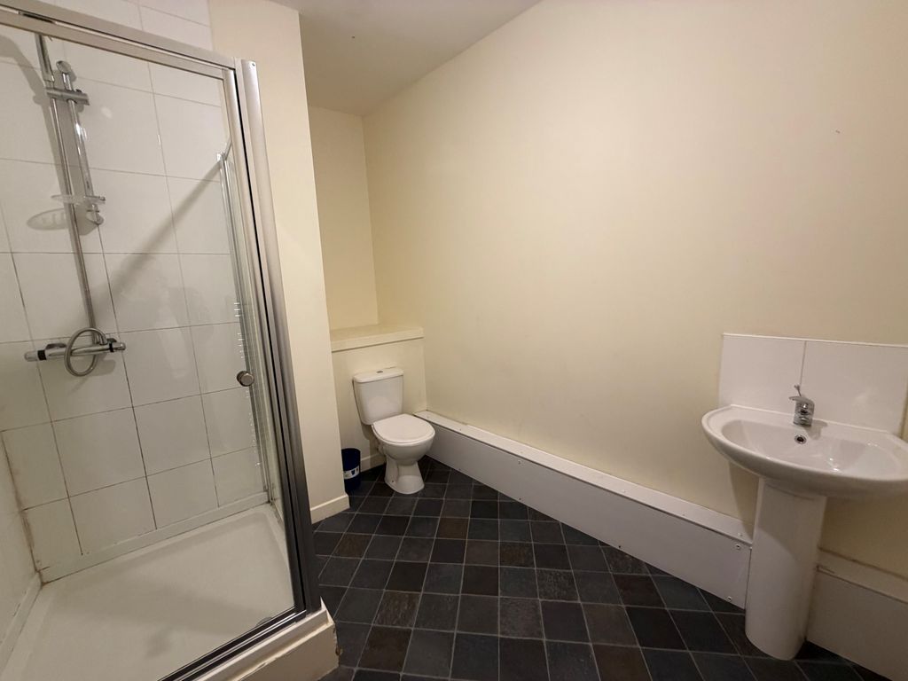 Property photo 2 of 3