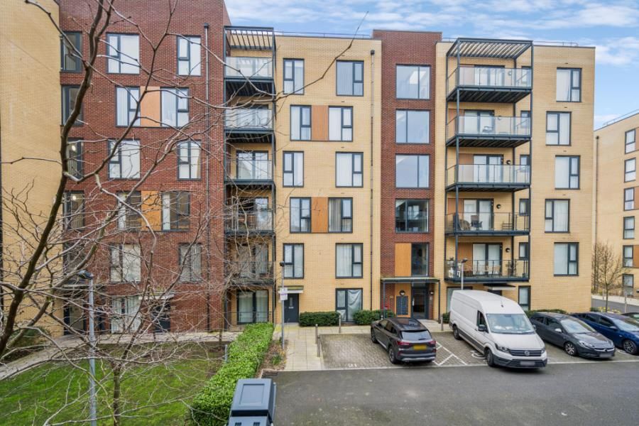 Property photo 1 of 11