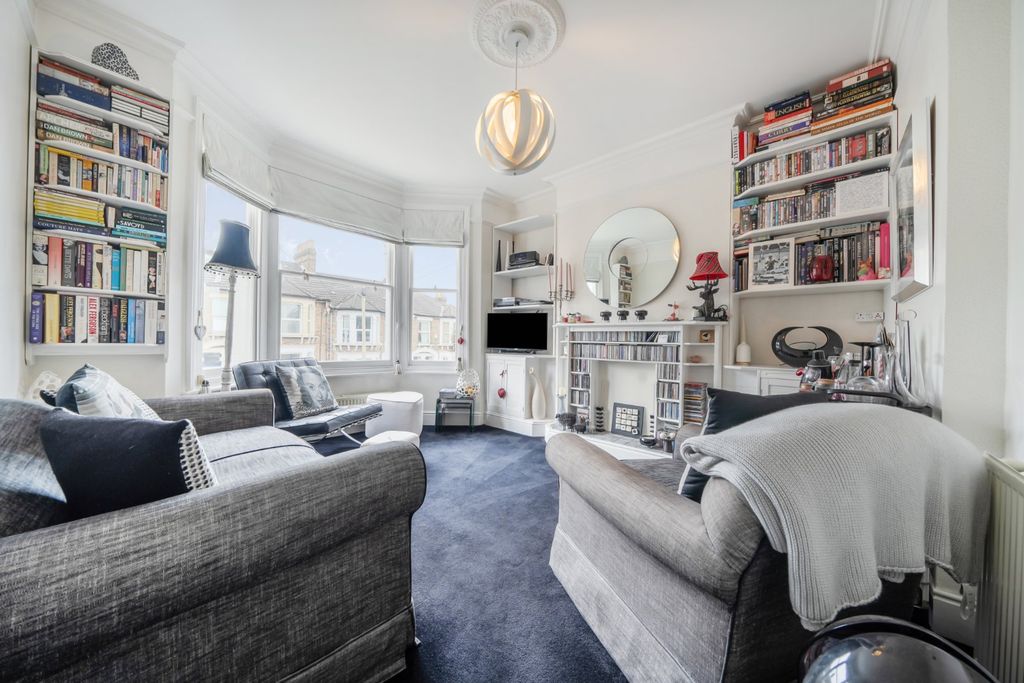 Property photo 2 of 18 Picture No. 51