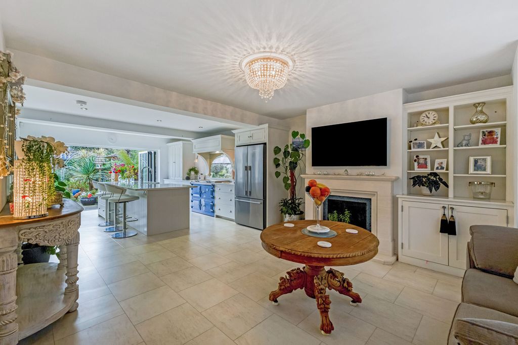 Additional image 7 of 4 bed detached house for salePrinces Crescent, Hove BN3