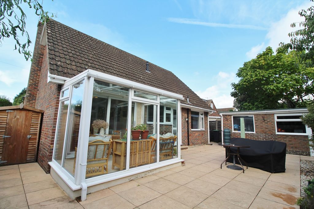 Property photo 2 of 22