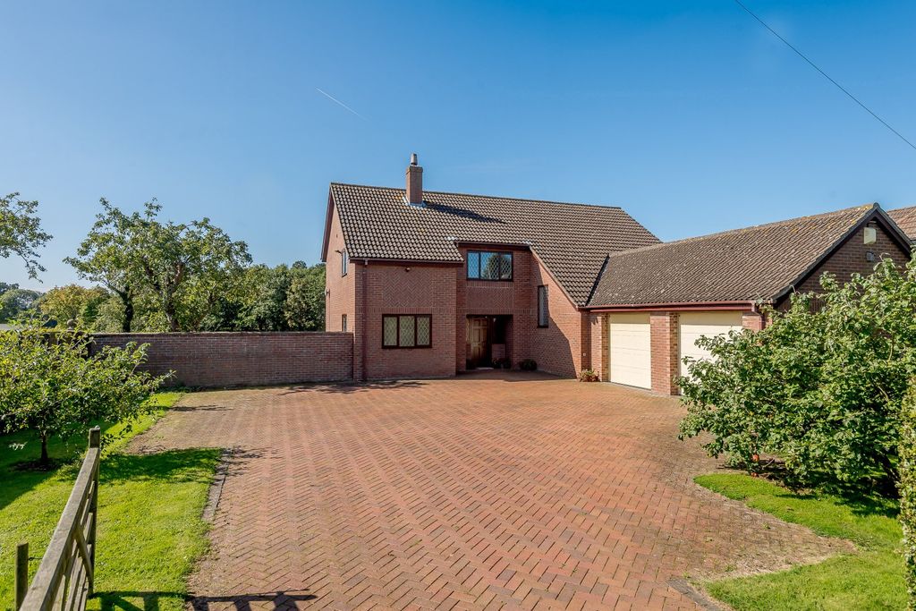 Property photo 1 of 17 Front View
