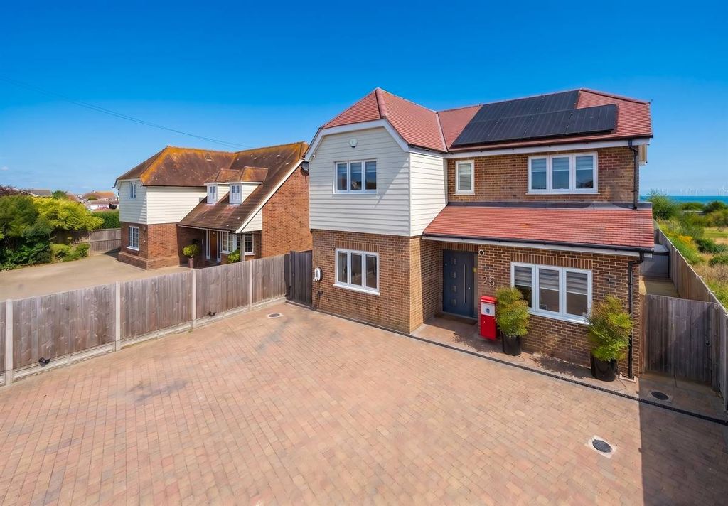 4 bed detached house for saleAshbee Gardens, Herne Bay CT6