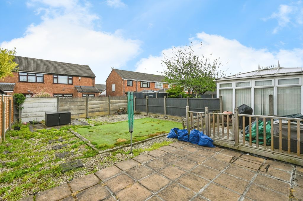 Property photo 2 of 19