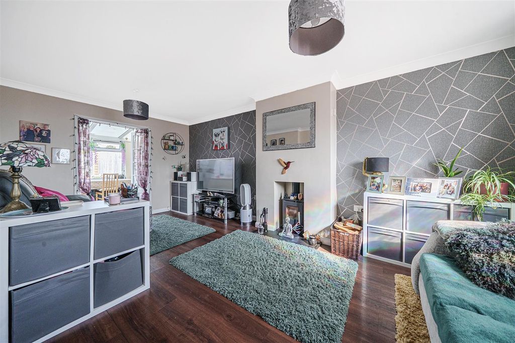 Property photo 3 of 12 17-6A7059F8Afcc4-1500579-19Fc6dc2c1719-18-17.Jpg