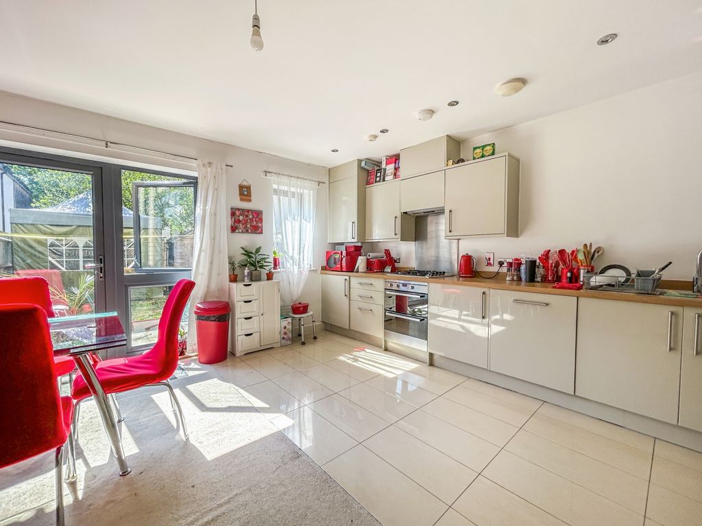 Property photo 2 of 9 Img_4032