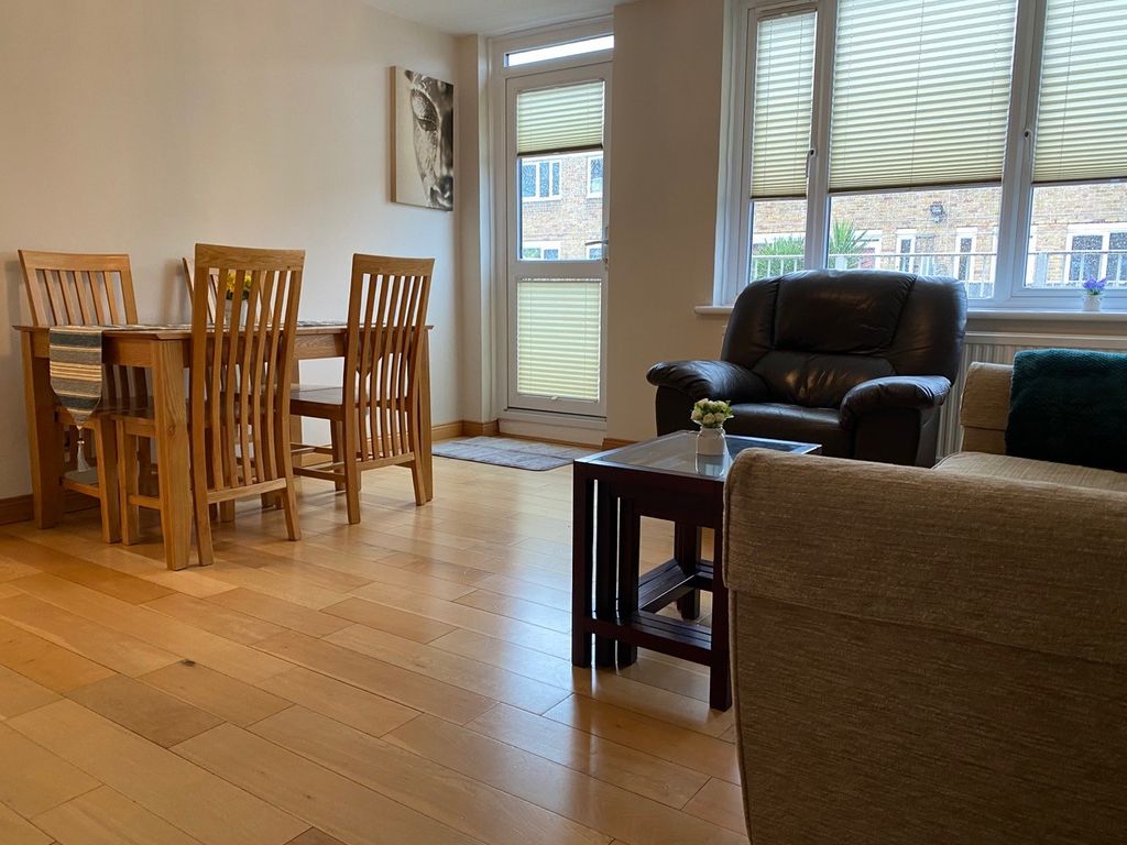 Property photo 3 of 15