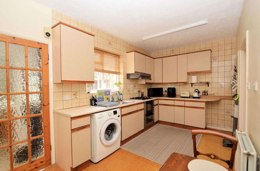 Property photo 3 of 12 Picture No. 23