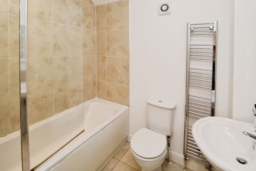 Property photo 3 of 11 Pbox-Img.Jpg