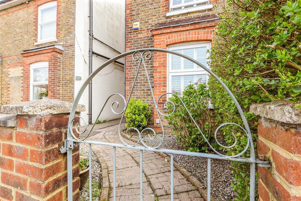 Property photo 2 of 18 External Lifestyle Photograph*