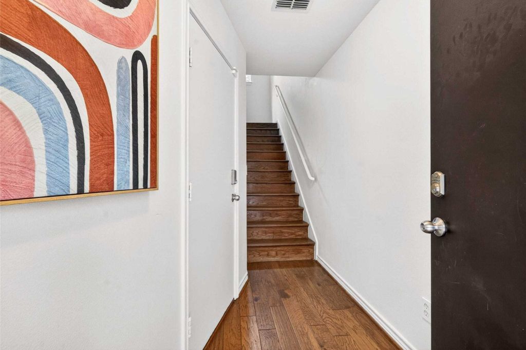 Property photo 3 of 31 <Alttext/>