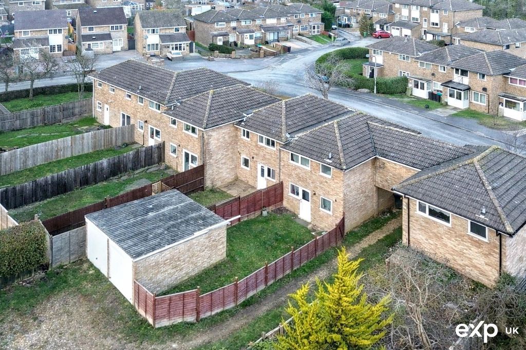 Property photo 2 of 18