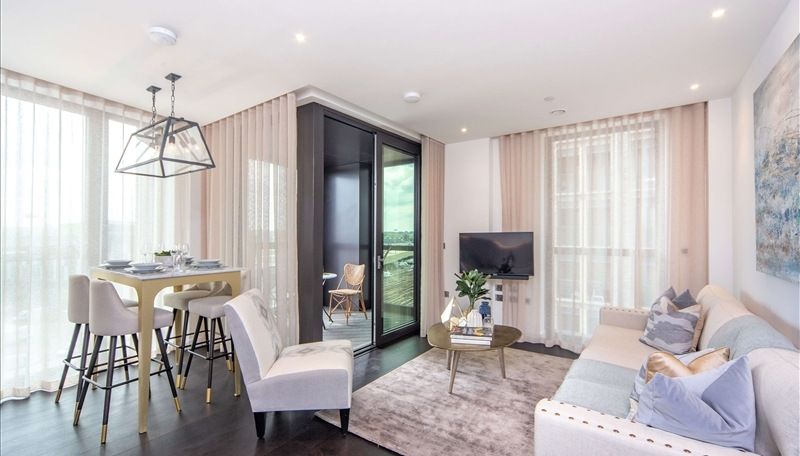 Property photo 1 of 5 Thornes House, Sw11