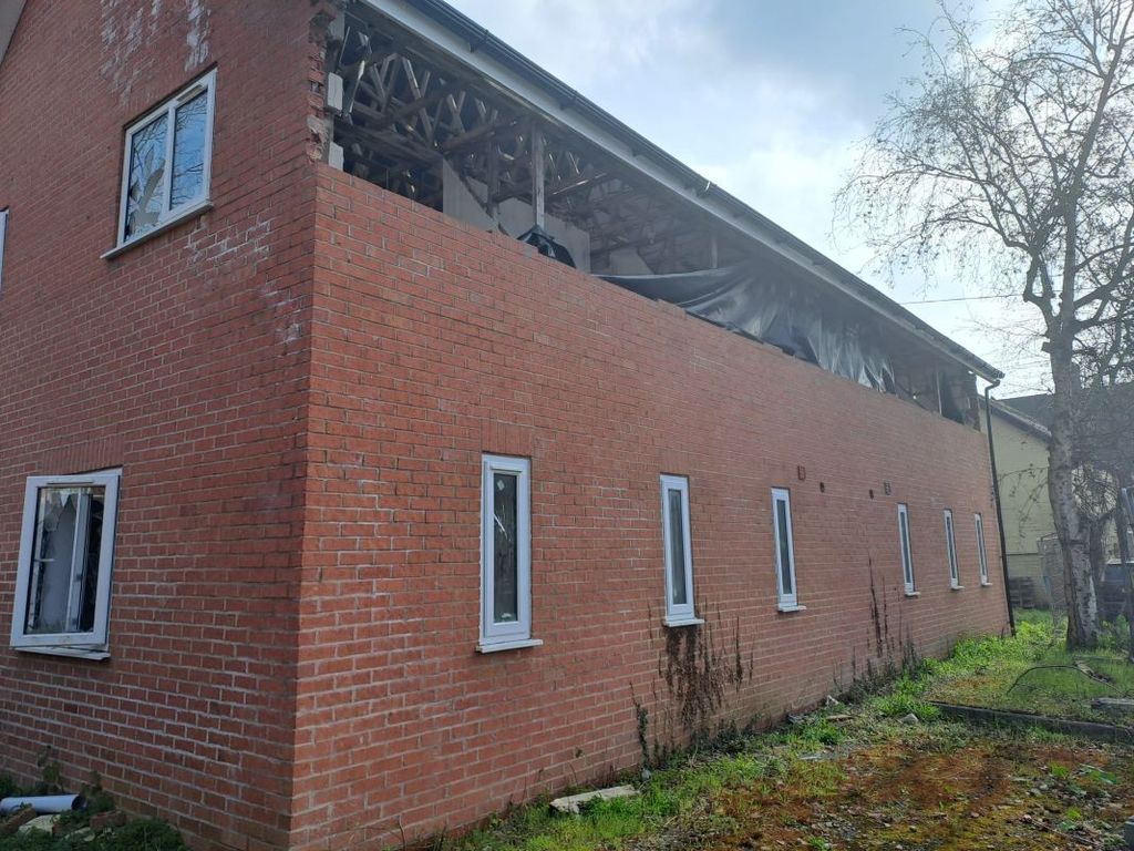 Property photo 3 of 7