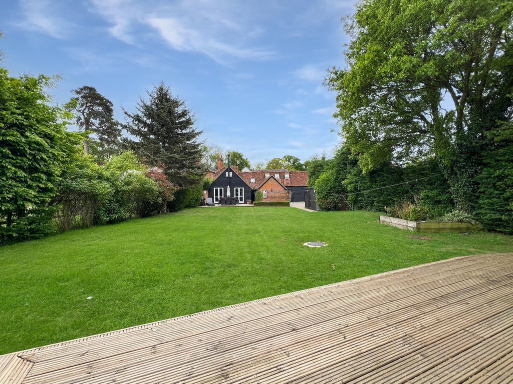 Property photo 3 of 34