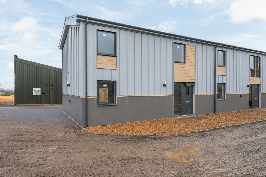 Property photo 1 of 16 1226099 (1)