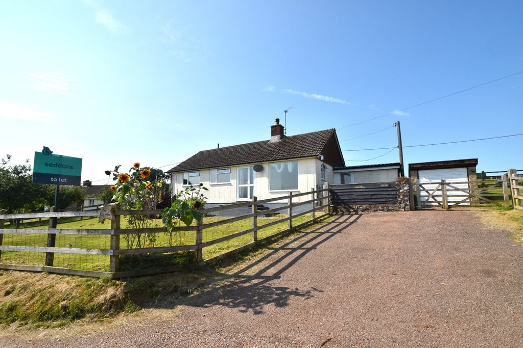 Property photo 1 of 13 Washfield Seddons