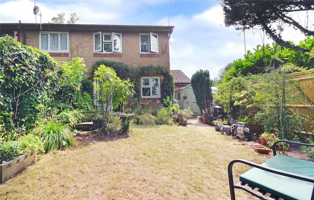 Property photo 1 of 13 Garden