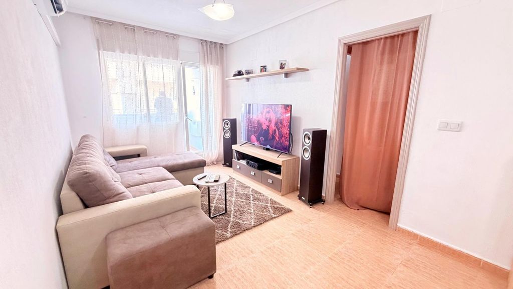 Property photo 1 of 35
