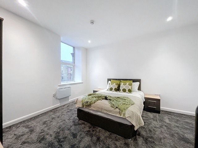 Property photo 1 of 18 4 Bedroom HMO, Sheffield Road, Barnsley