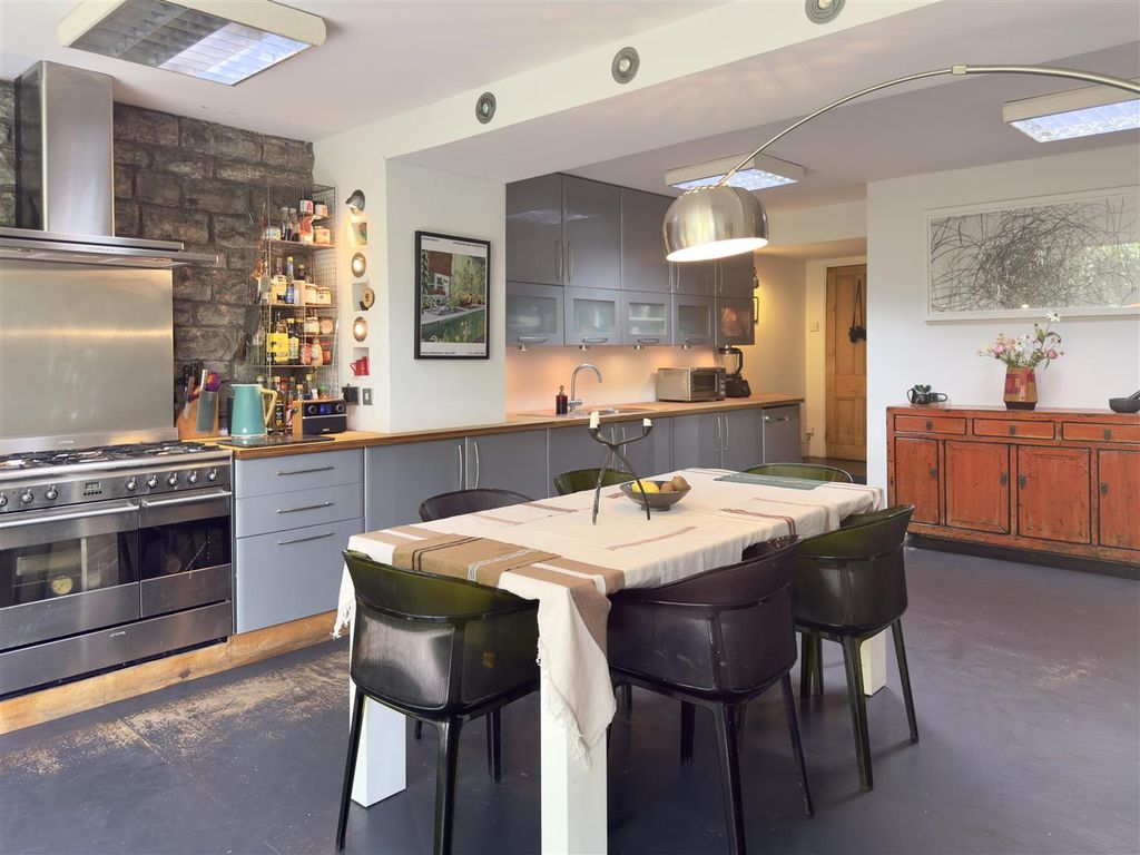 Additional image 11 of 5 bed semi-detached house for saleVictoria Road, Penarth CF64
