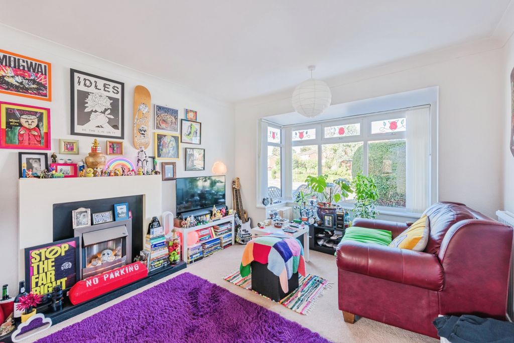 Property photo 3 of 15