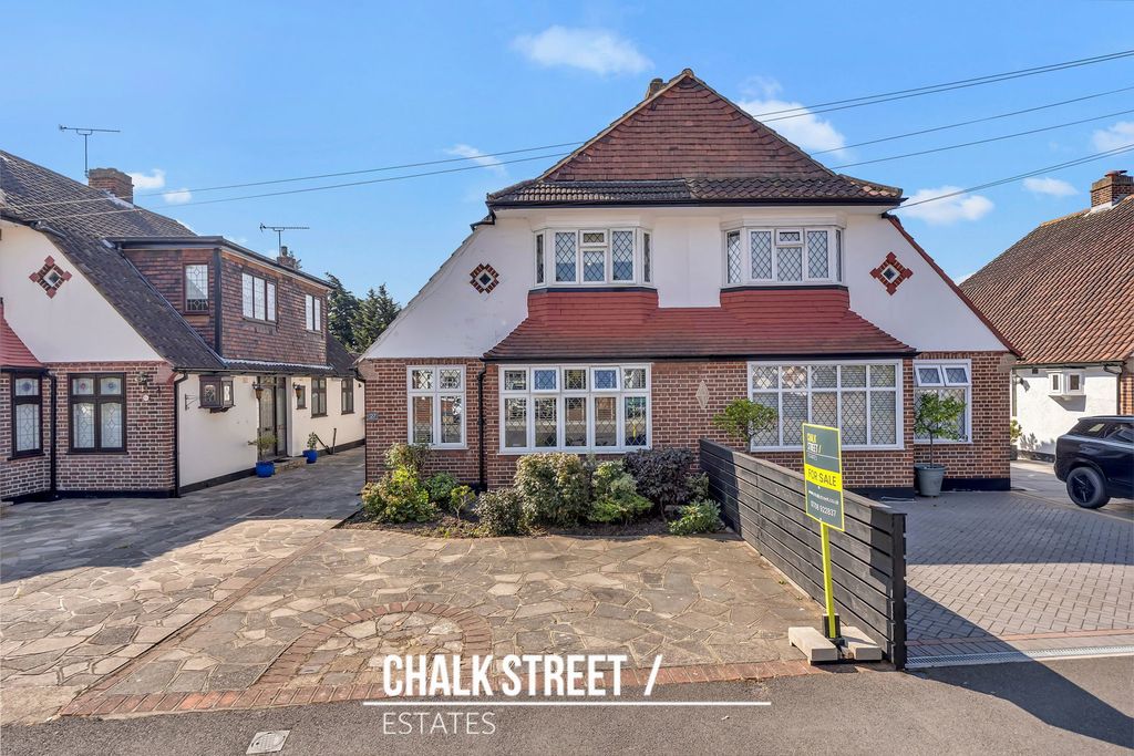 Property photo 1 of 24