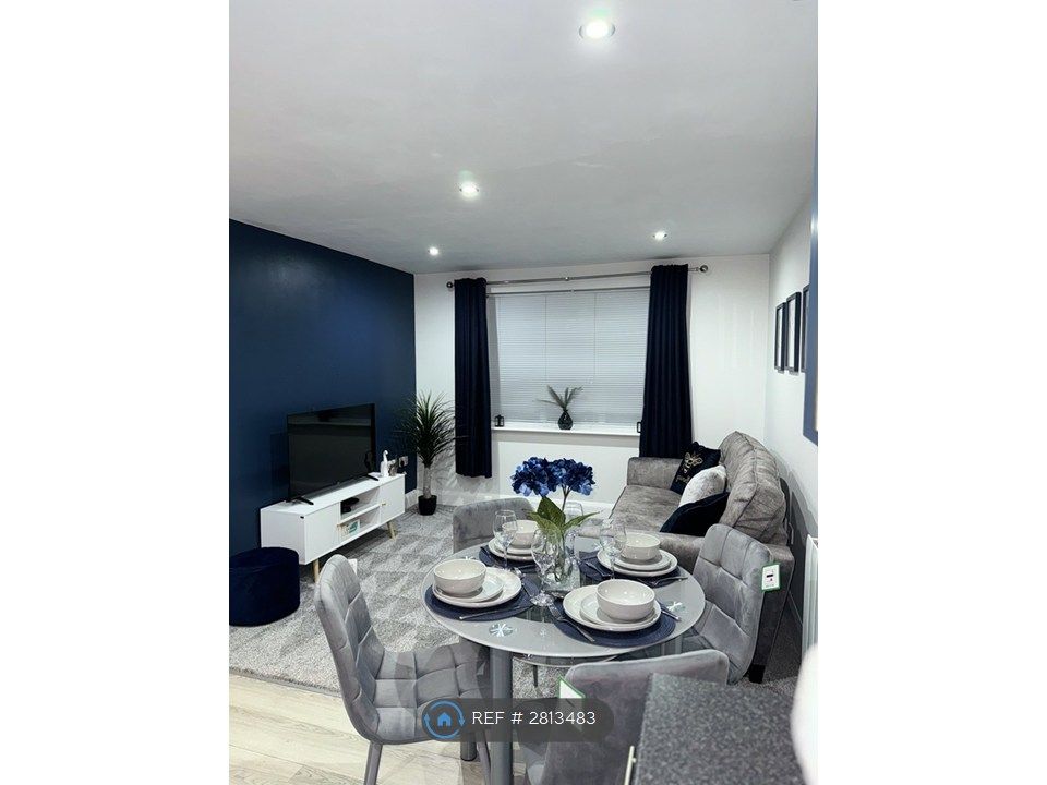 Property photo 2 of 7 Open-Plan Kitchen And Living Room