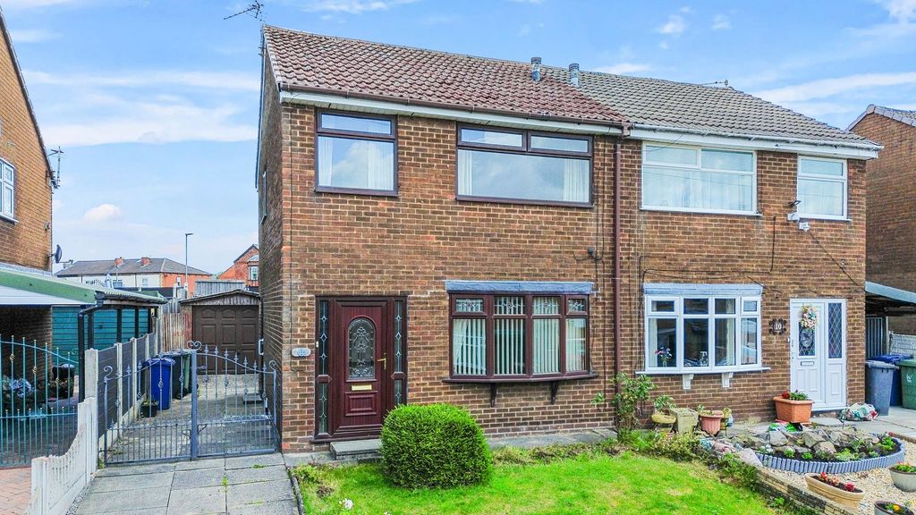 Property photo 1 of 17