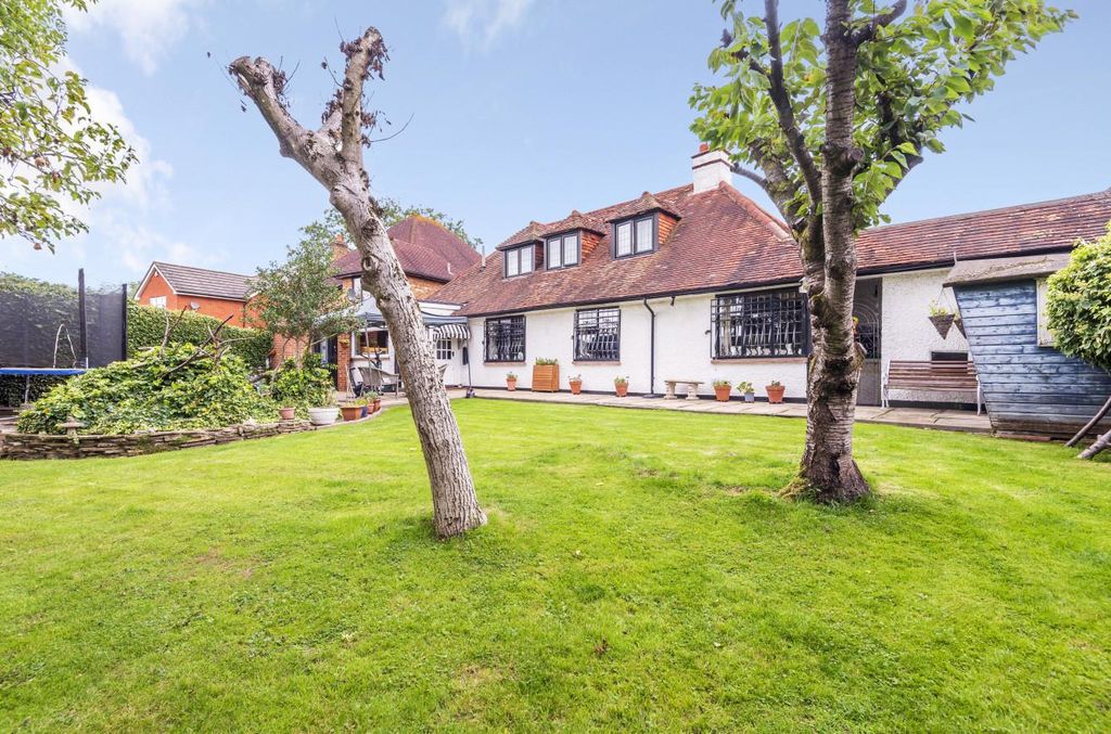 Property photo 2 of 14