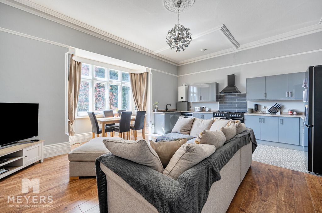 Property photo 2 of 13