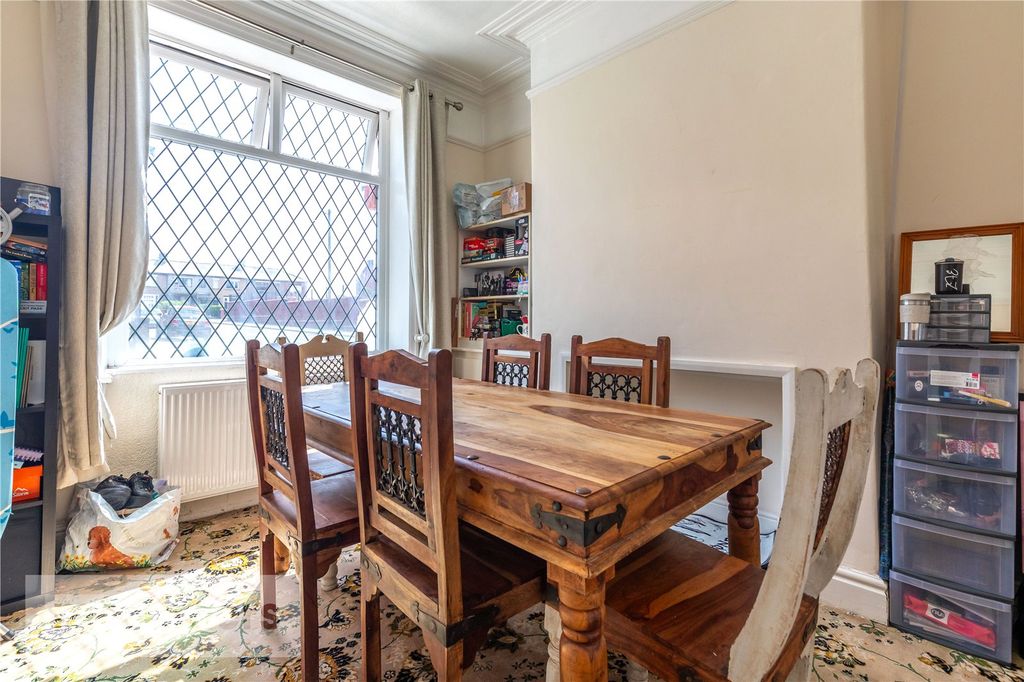 Property photo 2 of 16 Dining Room