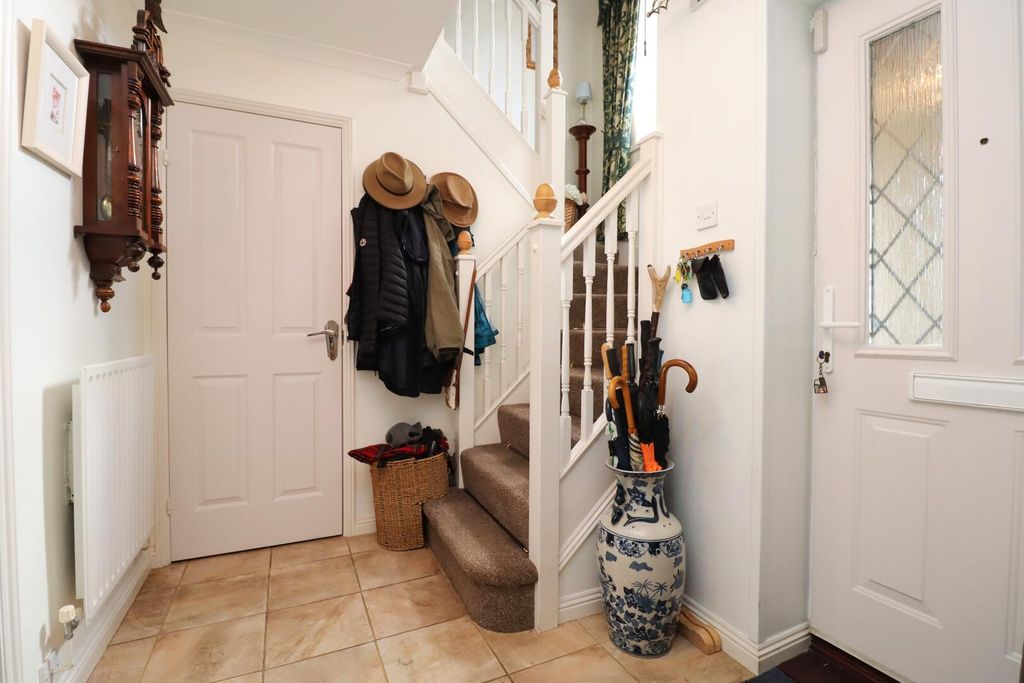 Property photo 3 of 44 Hallway