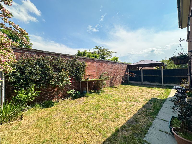 Property photo 3 of 21 Photo 21
