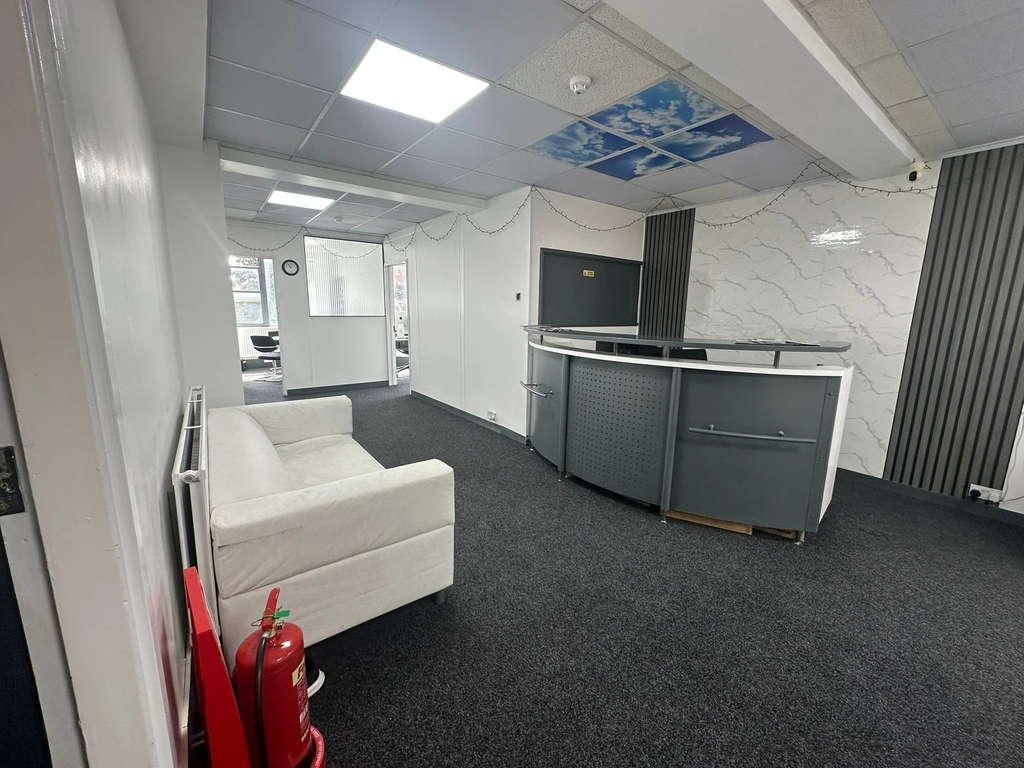 Property photo 1 of 12