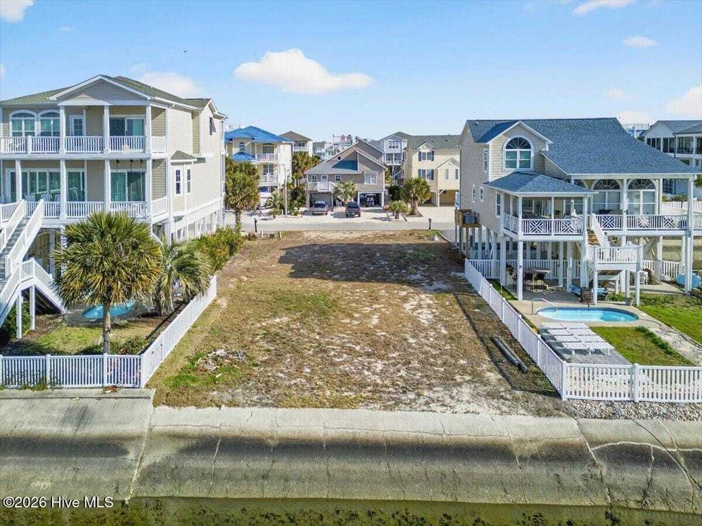 Property photo 1 of 25