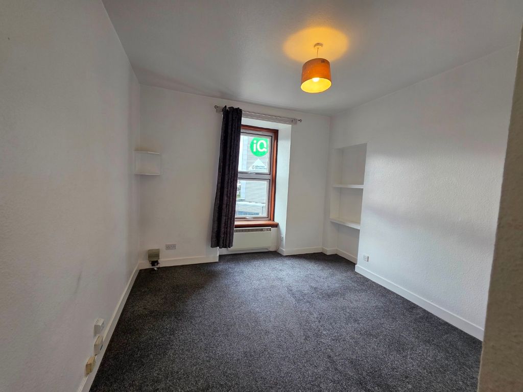 Property photo 2 of 5 Photo 2