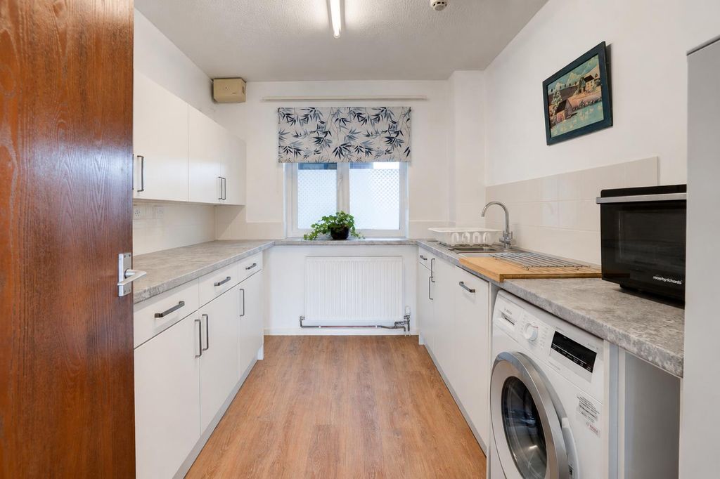 Property photo 3 of 12 d1F8654c-9Fd9-4564-816B-4Fd4996Ec5A4.Png